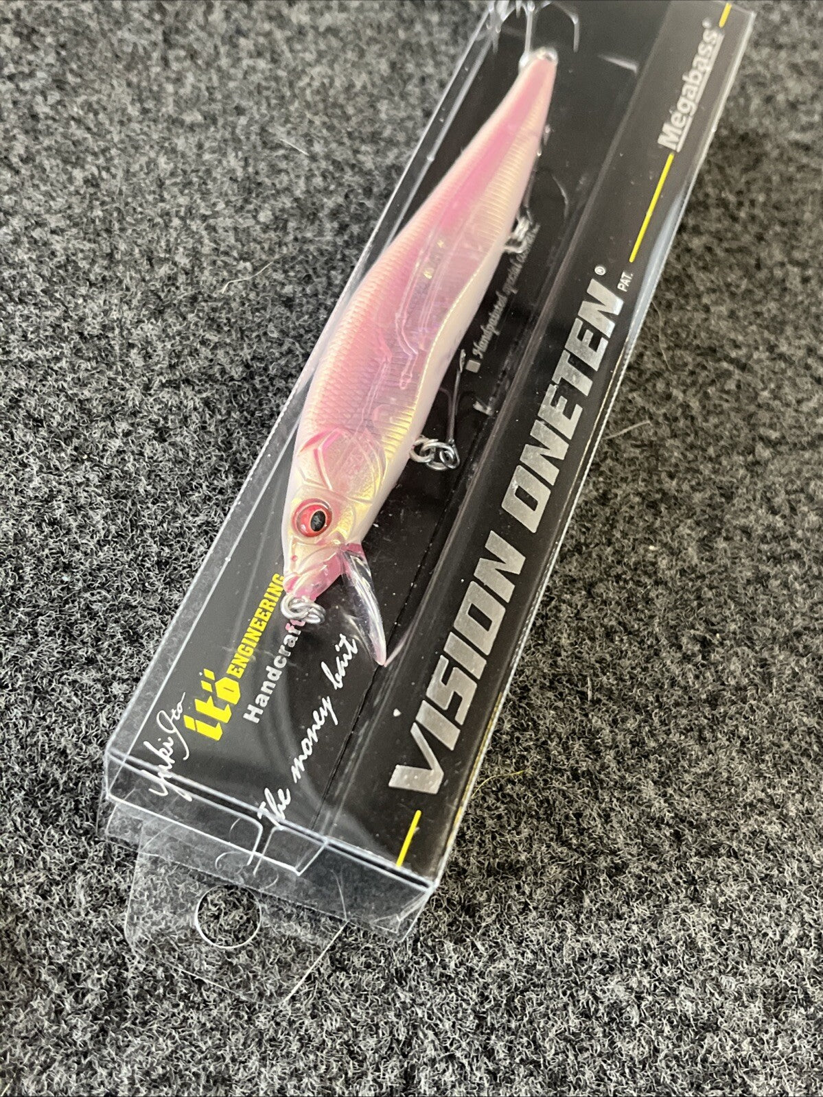 Megabass Vision 110  SB PB Stain Reaction